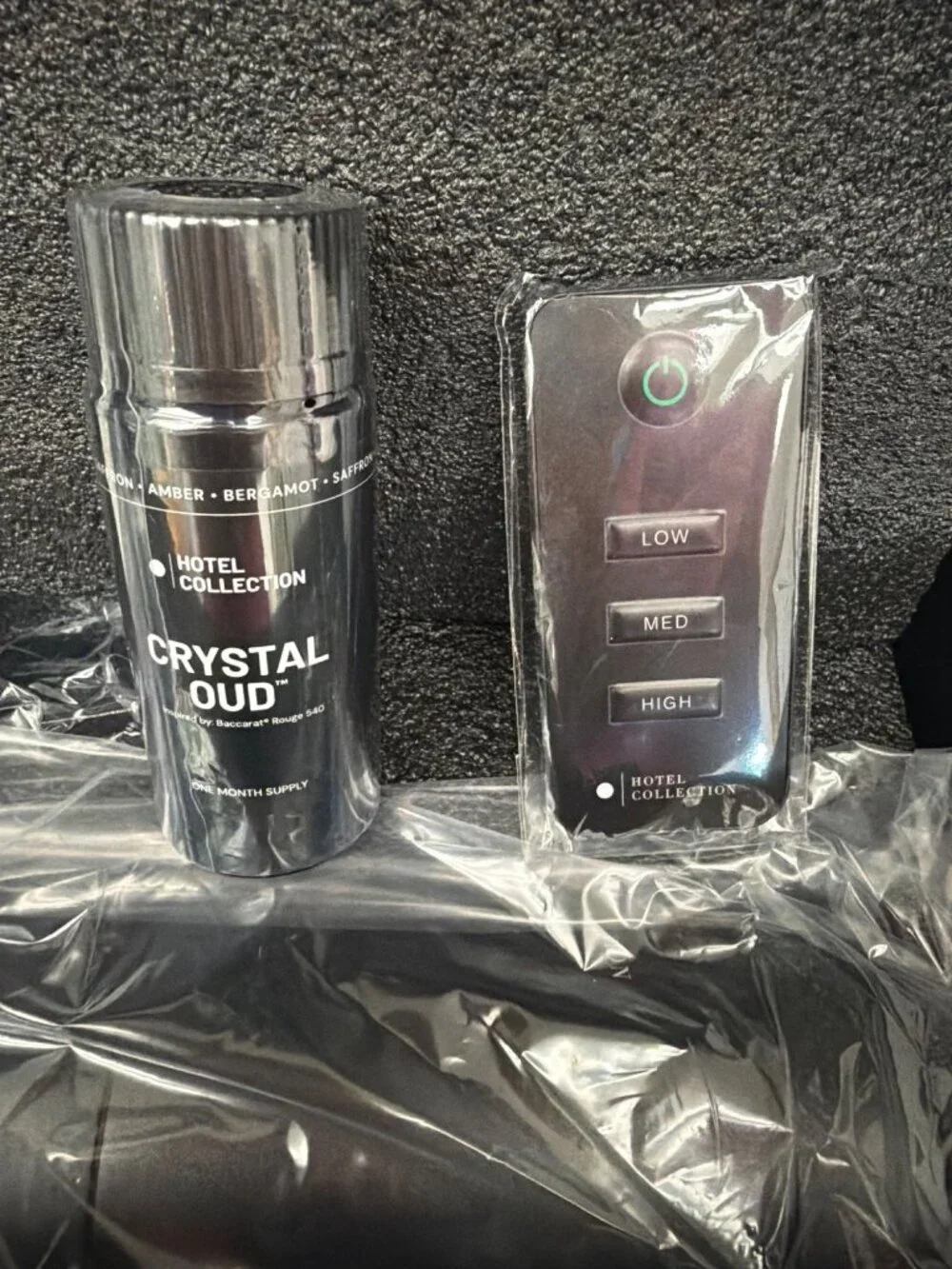 Studio Pro Hotel Collection Scent Diffuser & Pro-Pod 1Month Supply